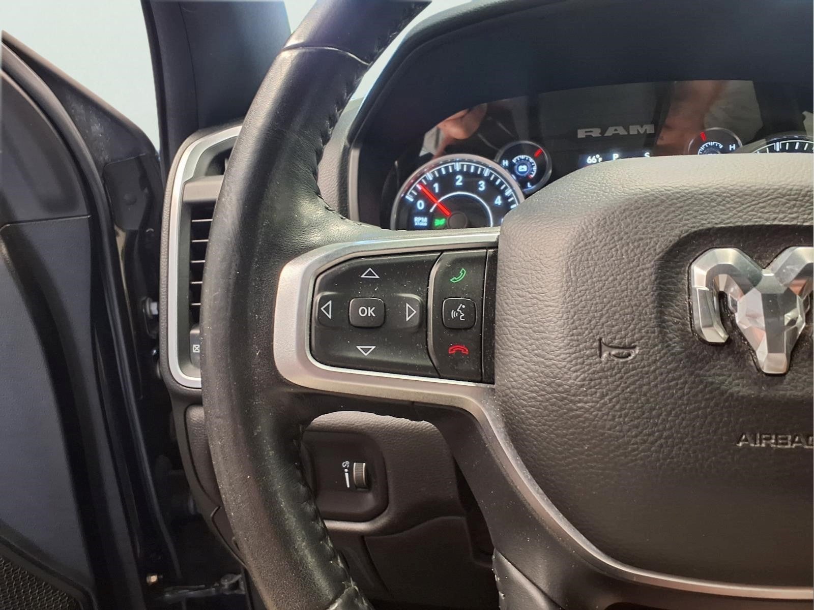 2020 RAM 1500 Big Horn Quad Cab 4x4 6'4" Box