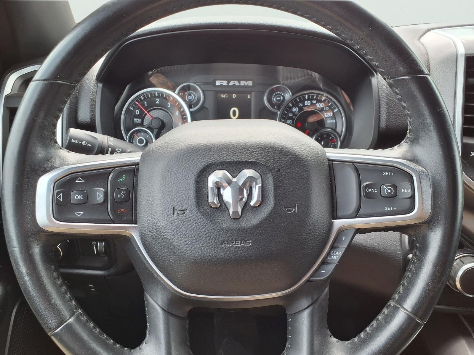 2020 RAM 1500 Big Horn Quad Cab 4x4 6'4" Box