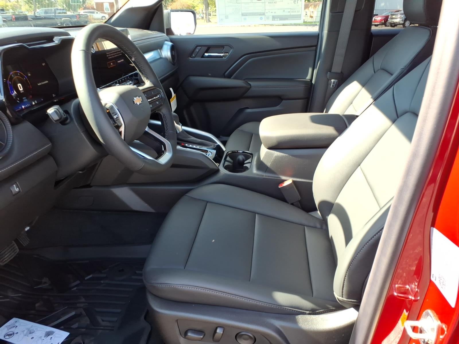 2026 Chevrolet Colorado LT - Photo 8