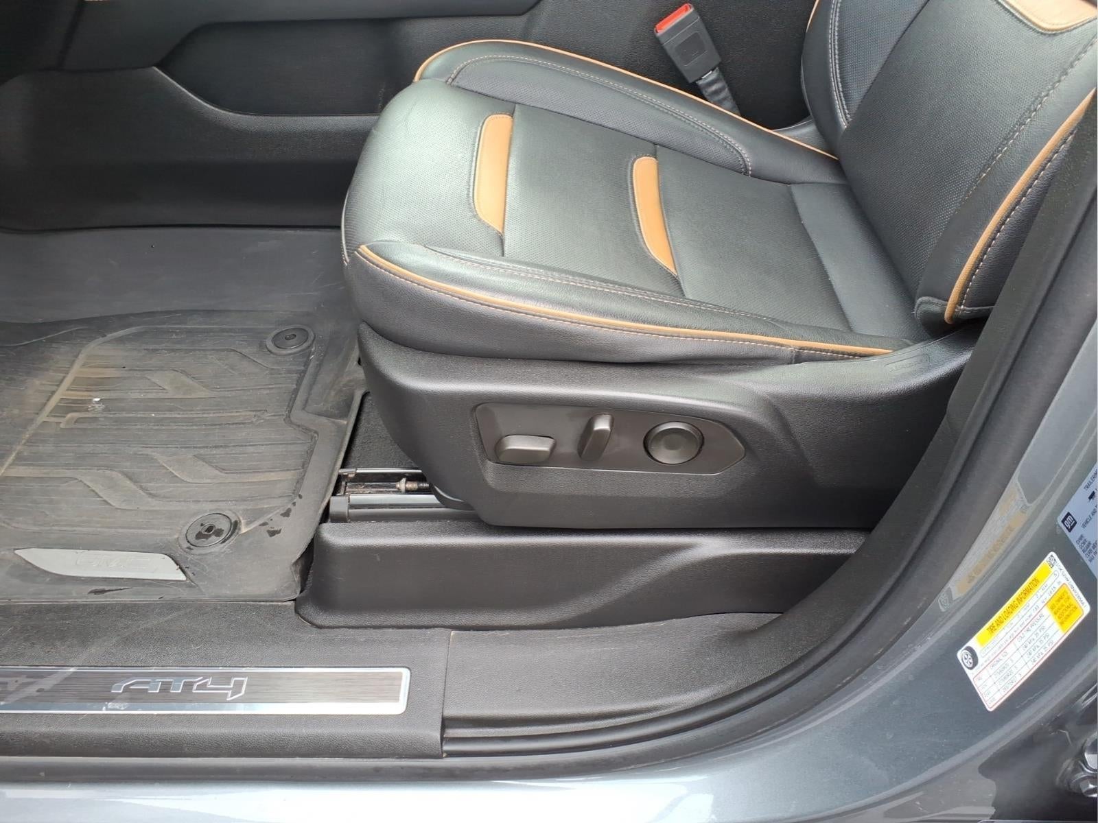 2022 GMC Yukon XL AT4