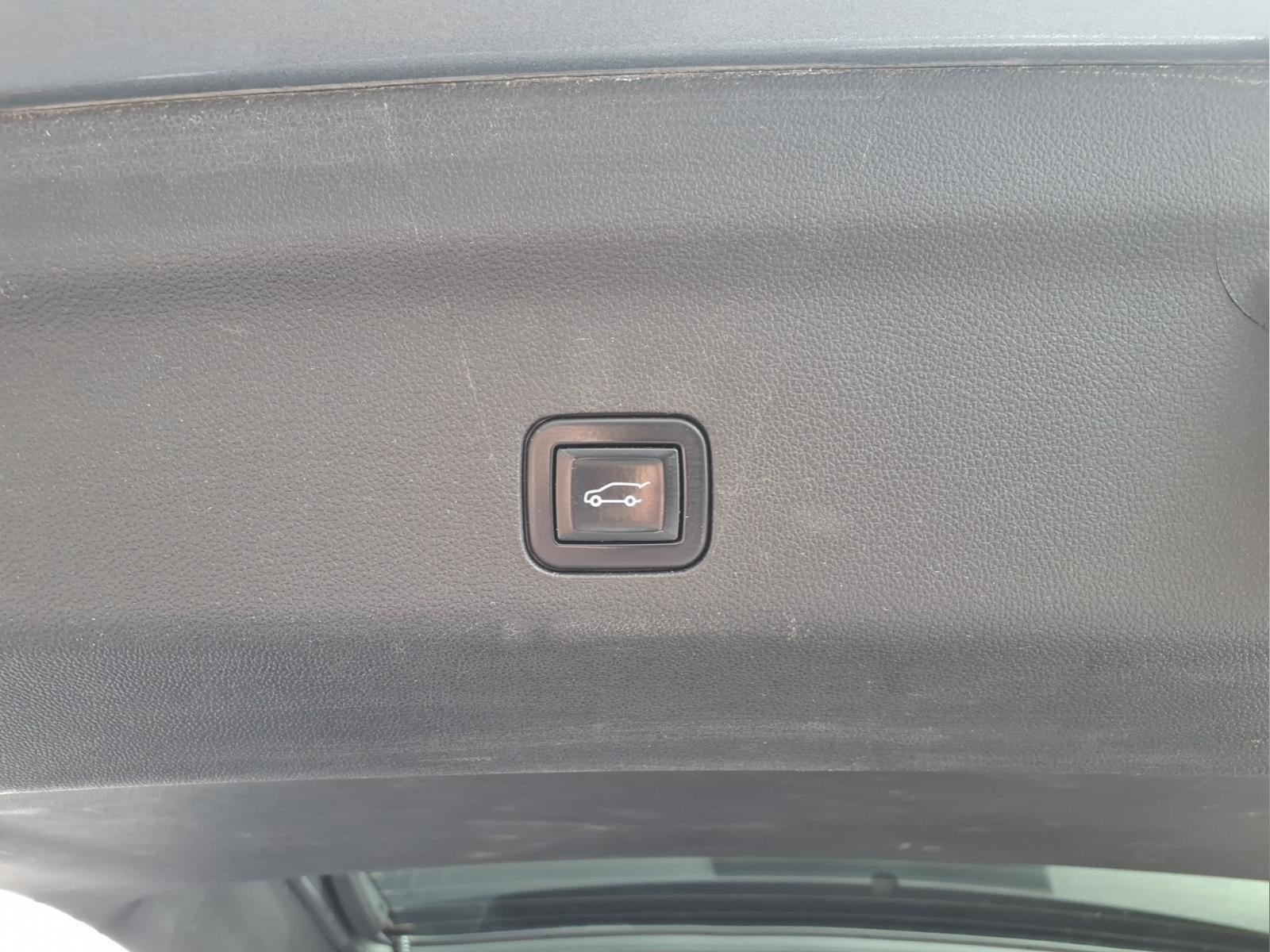 2022 GMC Yukon XL AT4