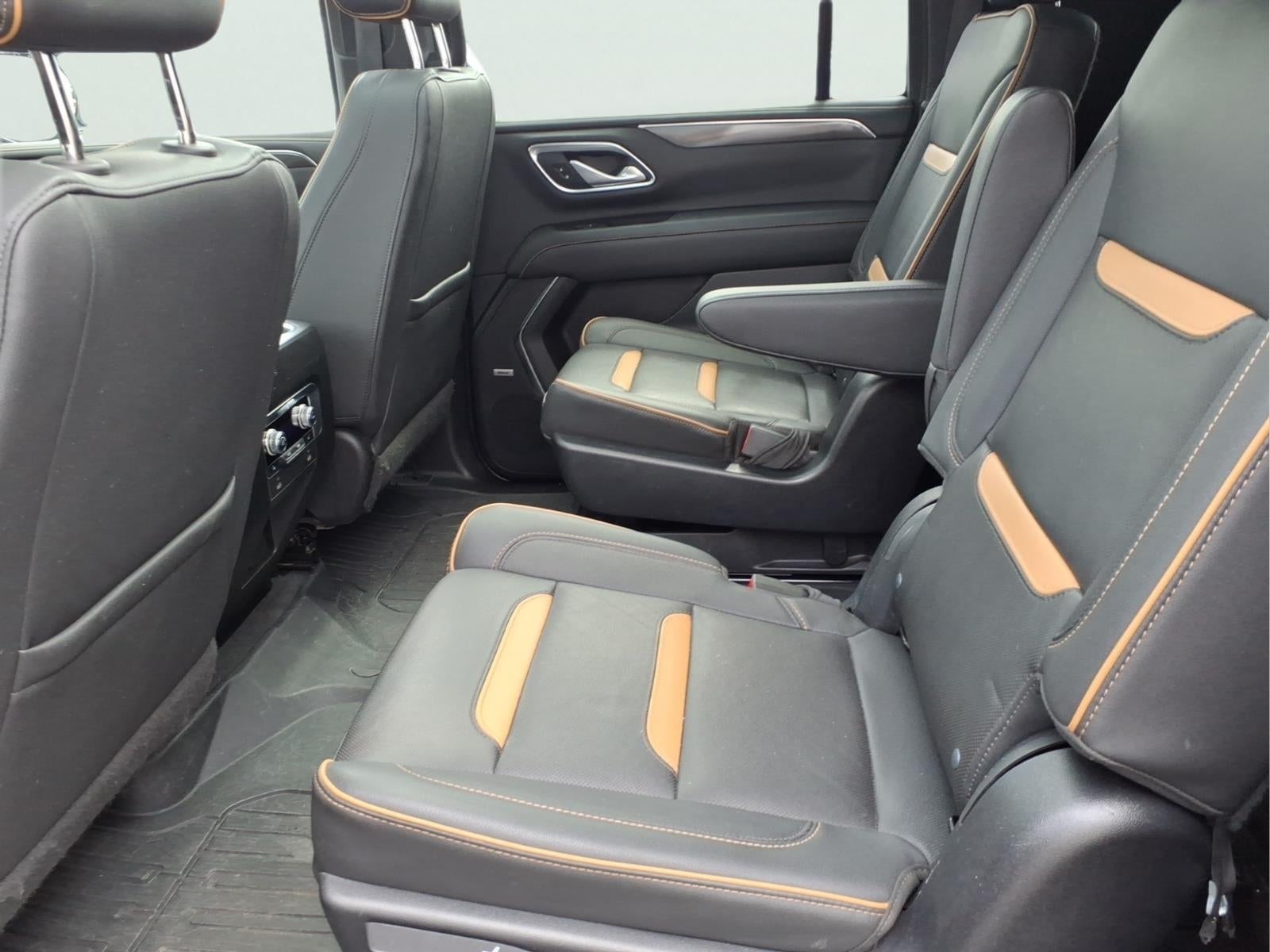 2022 GMC Yukon XL AT4