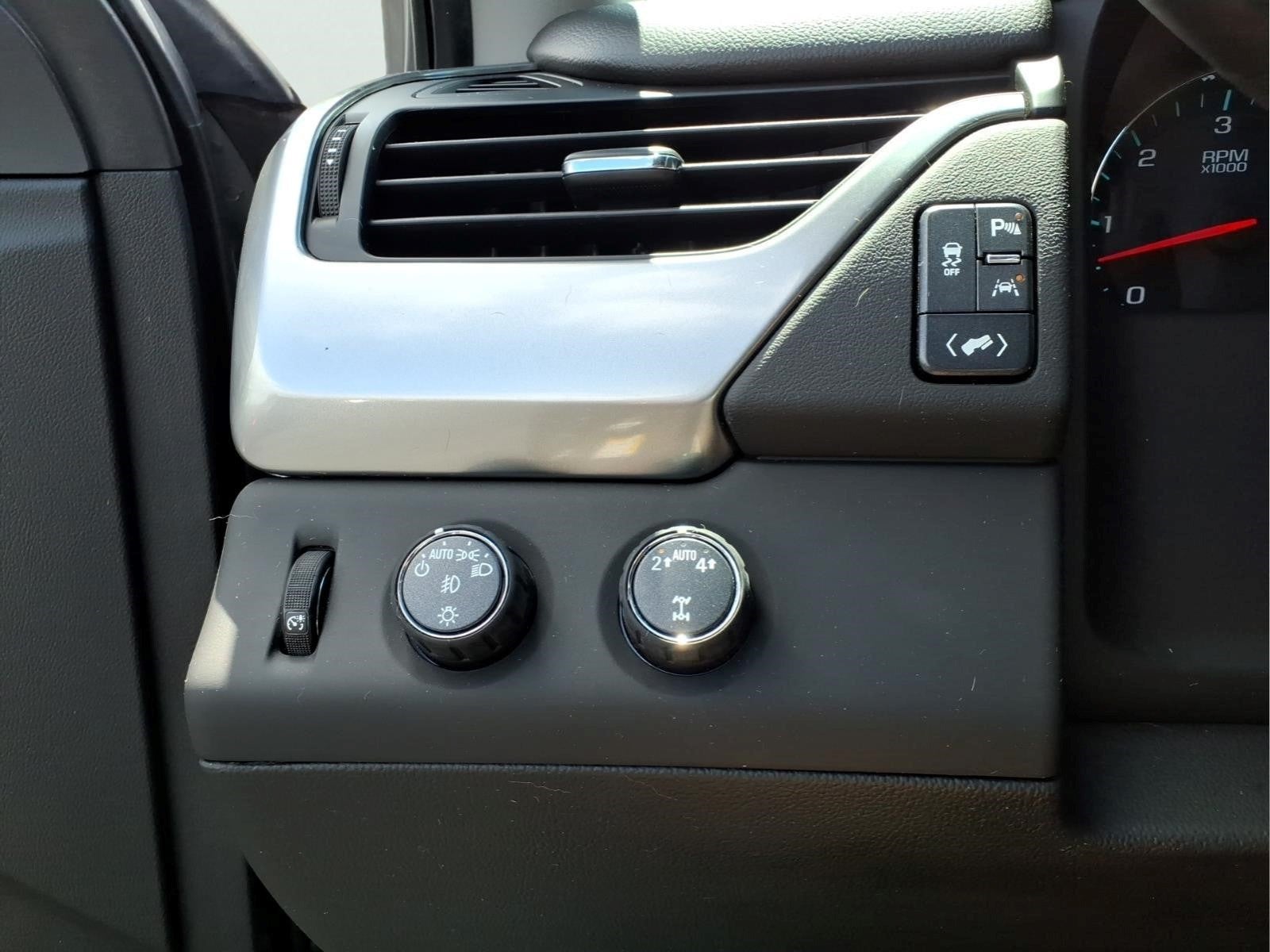 2020 Chevrolet Suburban LT