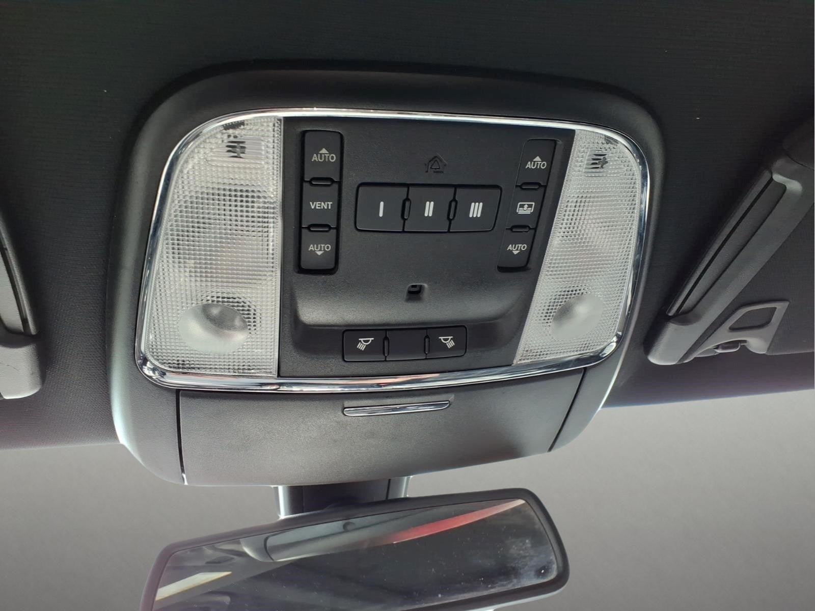 2016 Chrysler 300 300S