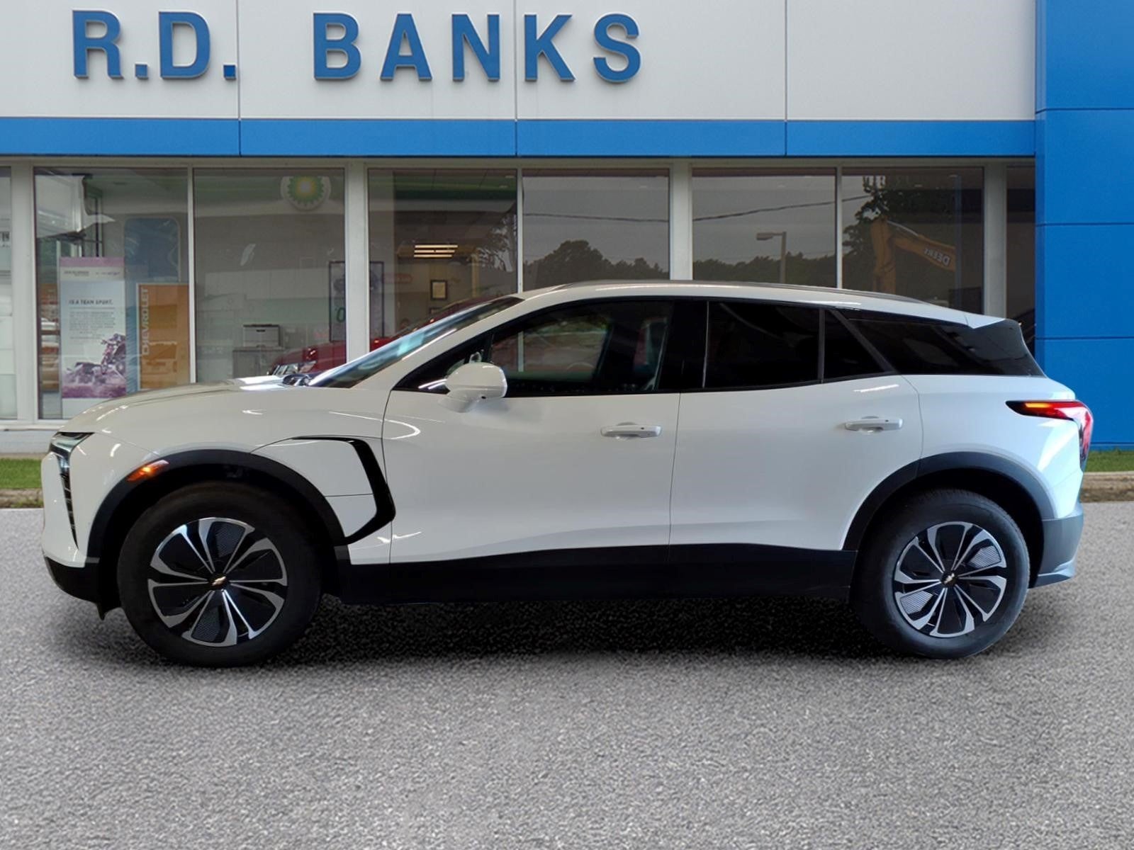Used 2024 Chevrolet Blazer EV LT with VIN 3GNKDBRJ3RS260720 for sale in Warren, OH