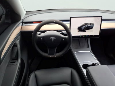 2024 Tesla Model Y Long Range